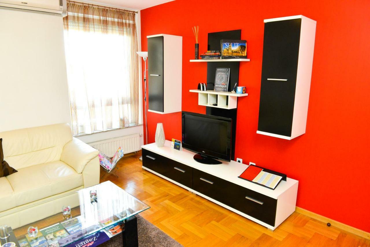 F&T Apartment-Place2Be Zagabria Esterno foto