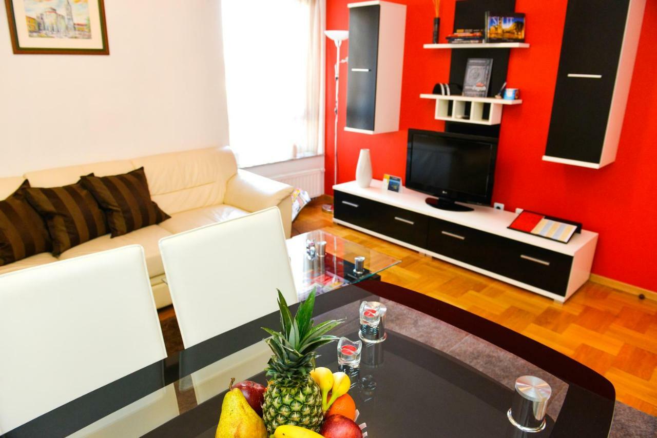 F&T Apartment-Place2Be Zagabria Esterno foto